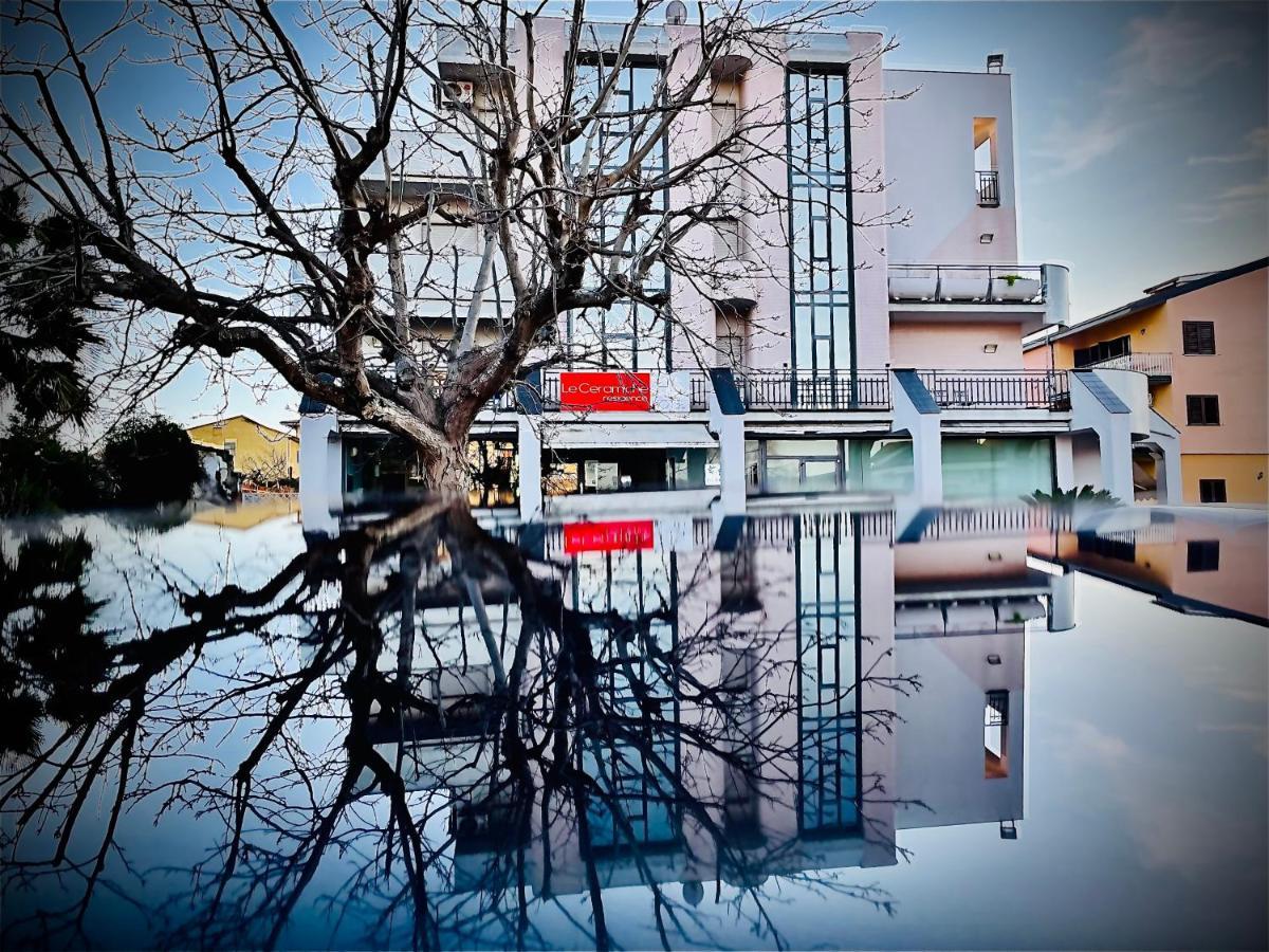 Hotel Le Ceramiche Montalto Uffugo Exterior foto